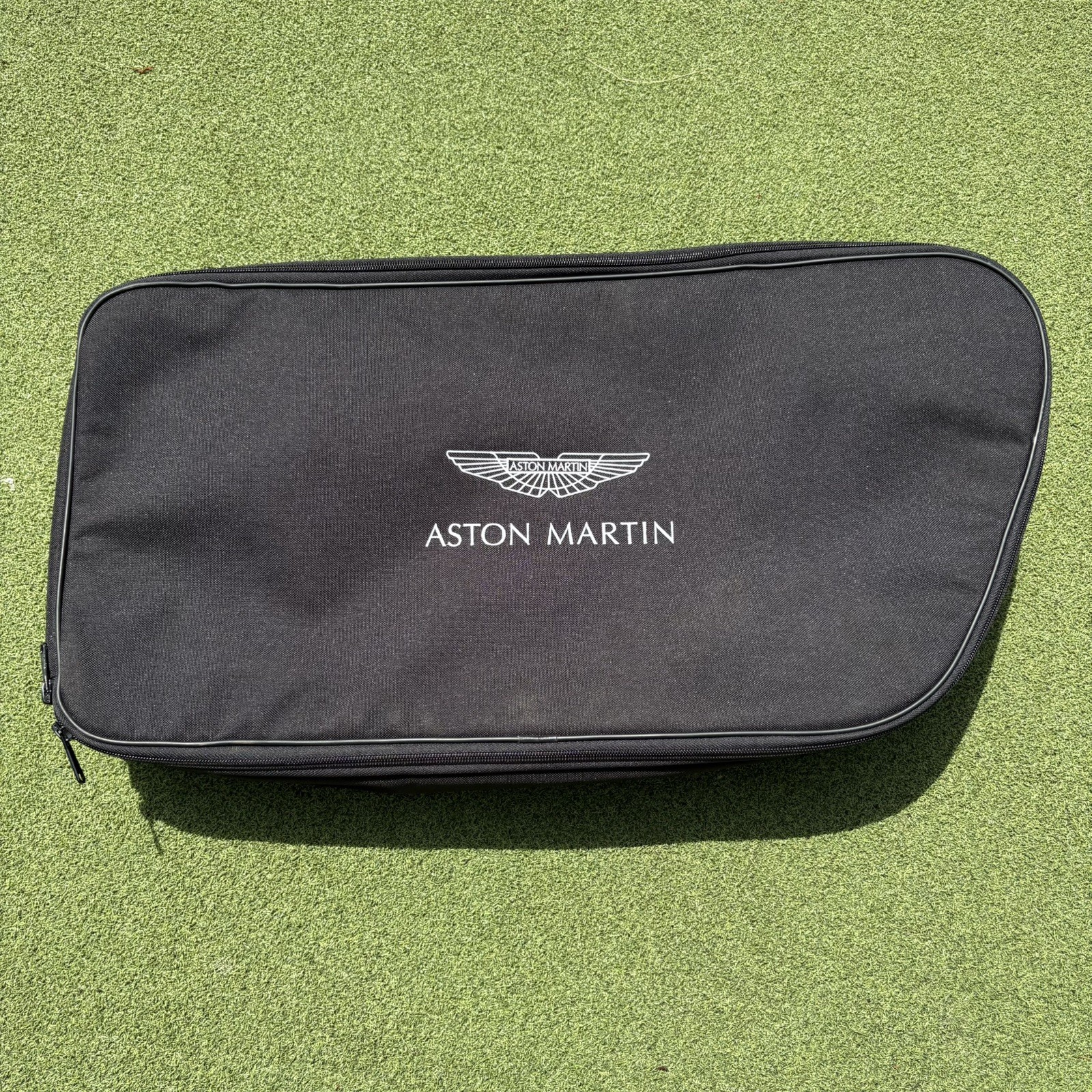 *NEW* GENUINE ASTON MARTIN DB11 DB12 DBS VOLANTE WIND DEFLECTOR + STORAGE BAG