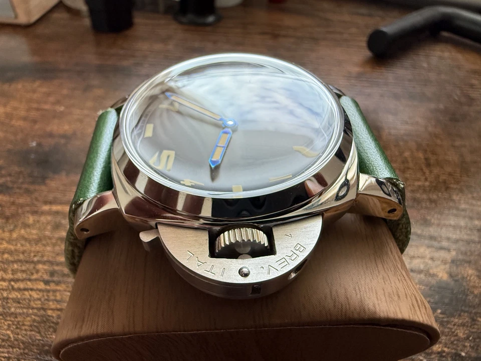 Reloj con esfera California hecho en Suiza movimiento ETA 6498 - correa hecha a mano  Foto 4 de 4