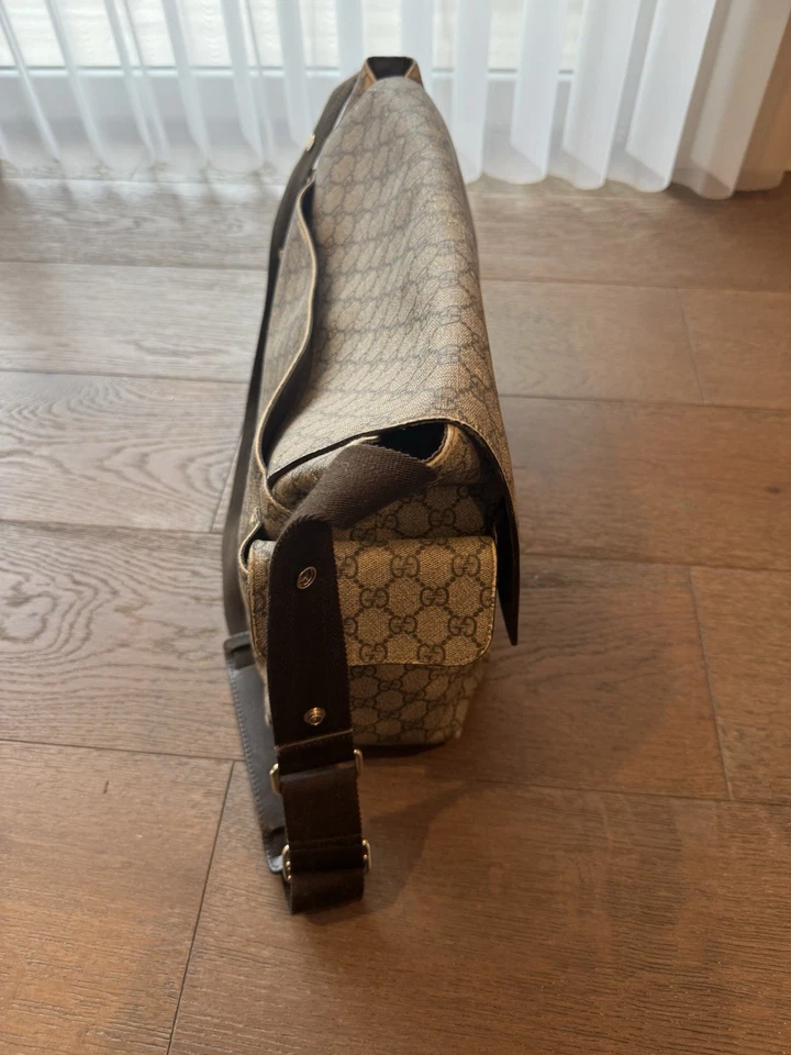 Gucci Diaper Bag - Image 2 of 4