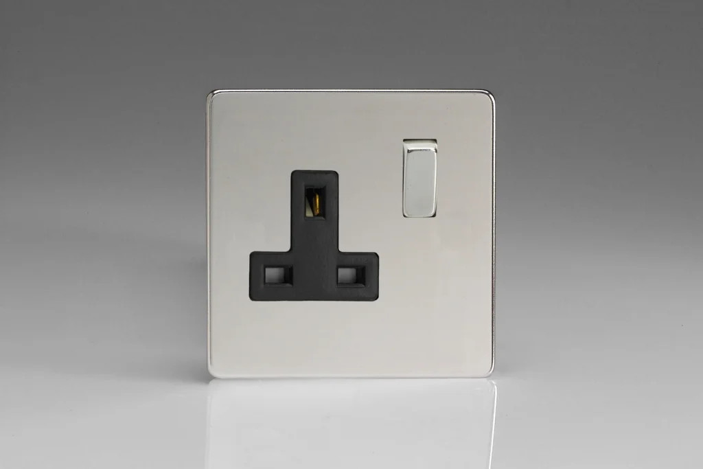 13A Socket Silver 2 Pole Screwless Polished Chrome + Chrome/Black Insert