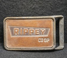 WG05138 FANTASTIC VINTAGE 1970s RIPPEY COOP COMPANY ADVERTISEMENT BELT BUCKLE