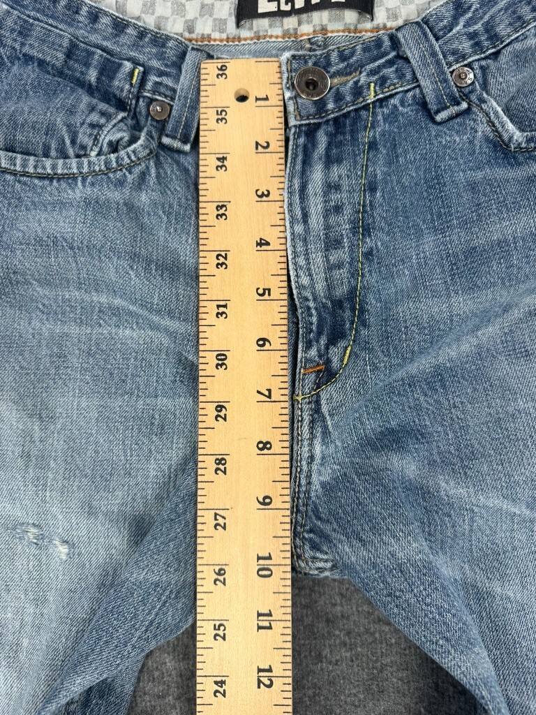 Picture 14 of 21