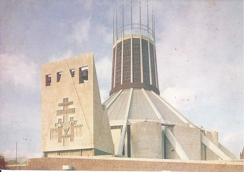 Christkönigskathedrale, Liverpool, Südveranda und Glockenturm - unbespielt 1980er