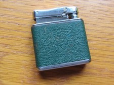 Ibelo Benzinfeuerzeug mit grüner Lederummantelung