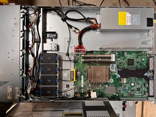 HPE 3PAR 7000 Service Processor -Core i3-3240 CPU 4GB RAM 3x Caddys | QR516B - Picture 3 of 7