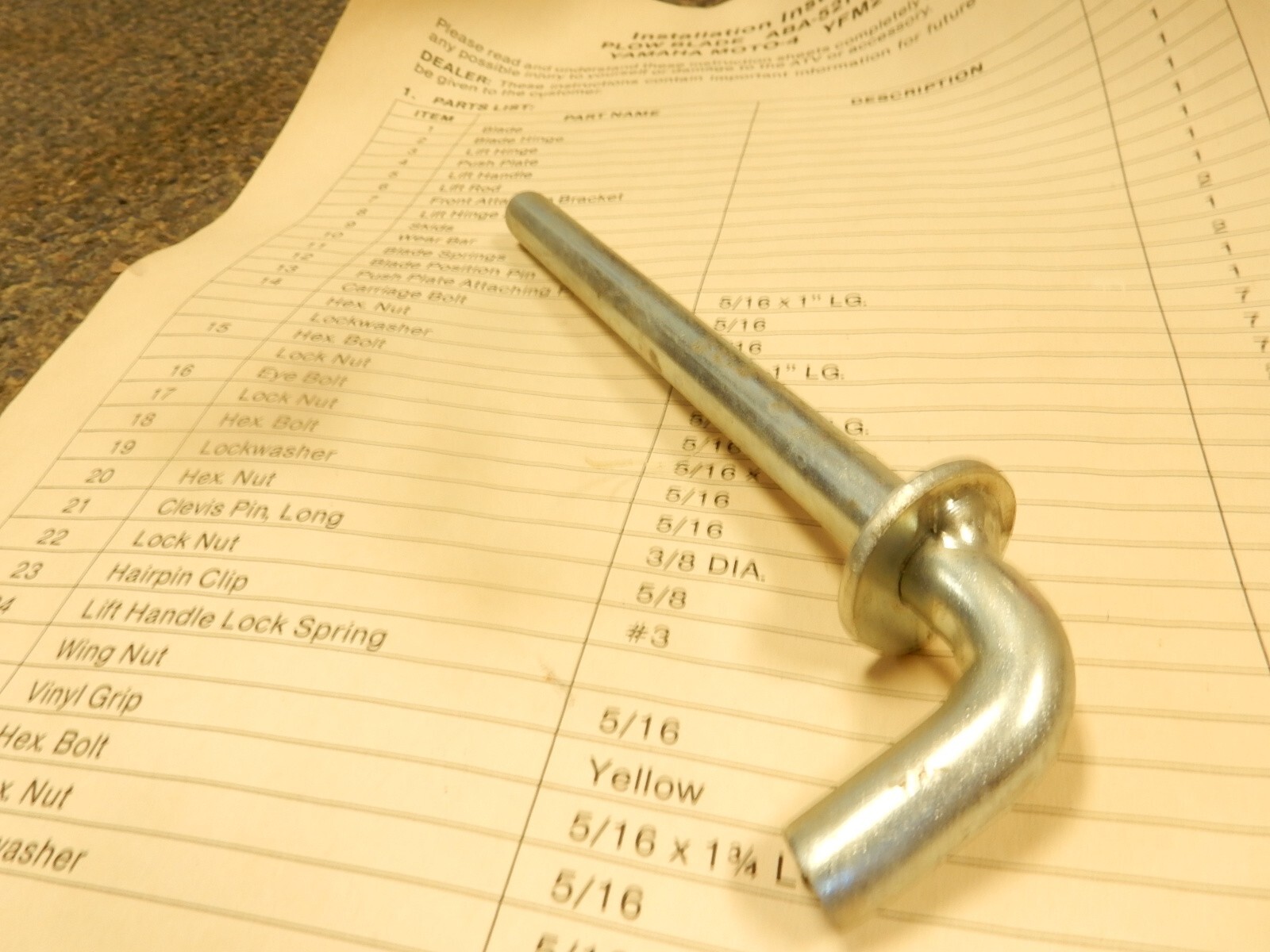 NOS Yamaha OEM Plow Blade Mount Assy 1985 YFM200EN YFM200 Moto-4 ABA-52H37-40