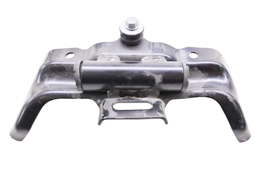 23 本田 CB500F 油箱支架安装 — 第 3/3 张图片