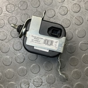 2013-2018 Cadillac ATS Anti Theft Relay Retainer Alarm Module OEM