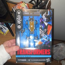 Hasbro Transformers Thundercracker Voyager Class Transforming Action Figure