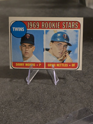 1969 Topps Twins Rookie Stars Nettles, Morris #99 Black Loop Above M/NM MLB