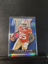 2013 Panini Spectra - Vernon Davis #86 Blue /99