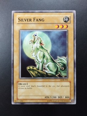 YUGIOH 2002 | SILVER FANG | LOB-010 | NORTH AMERICAN PRINT | NEAR MINT
