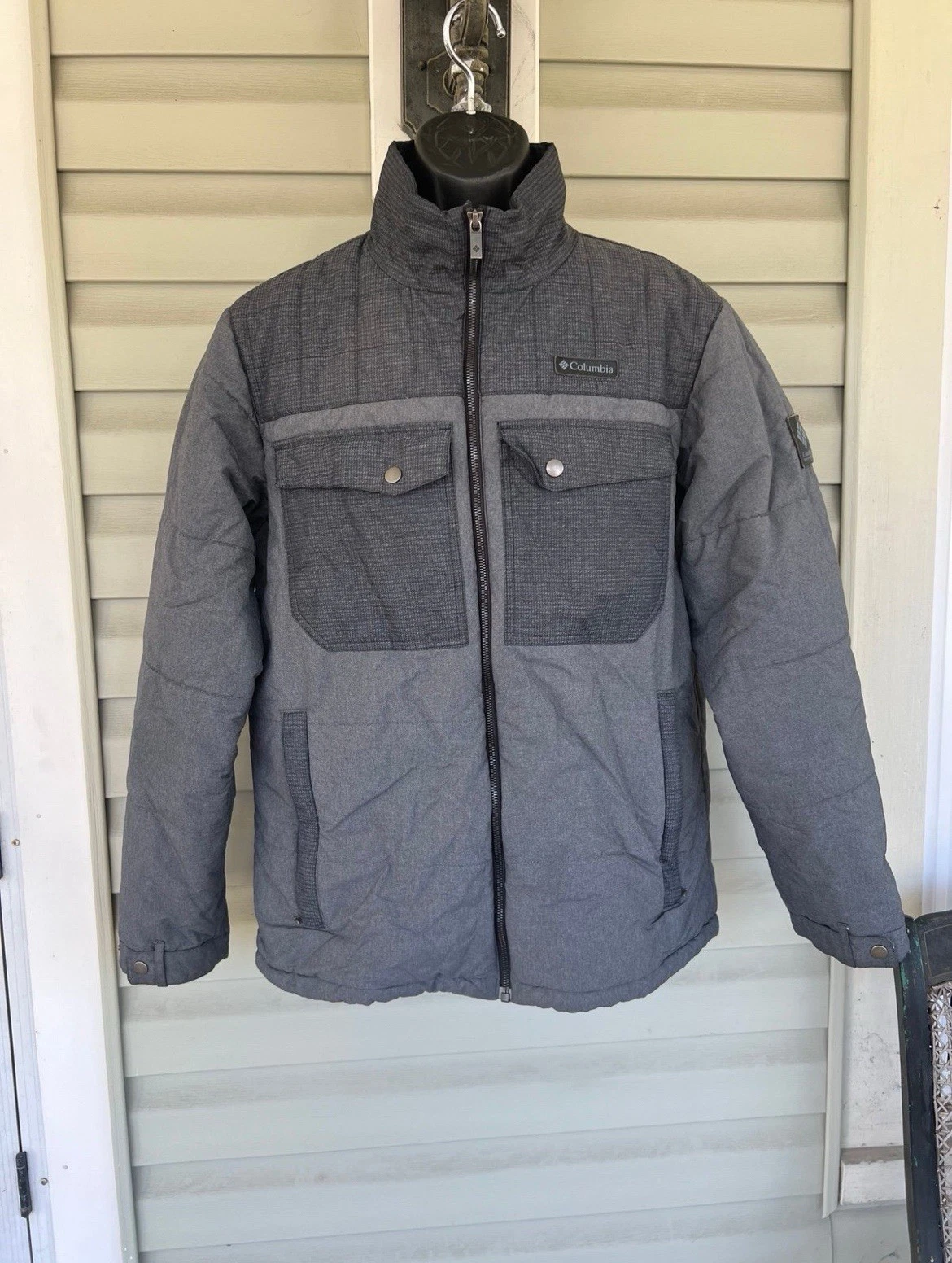 Columbia Men's Puffer Jacket Two Tone Gray Sz Large Full Zip Snap Front Pockets