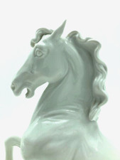 Steigendes Pferd weiß AUGARTEN Wien Porzellan Figur Höhe ca. 26 cm