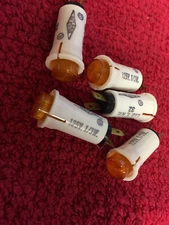 32 SERIES LEECRAFT VCC INDICATOR LIGHTS AMBER 32-2113t 125V 1/3W 5 PCS