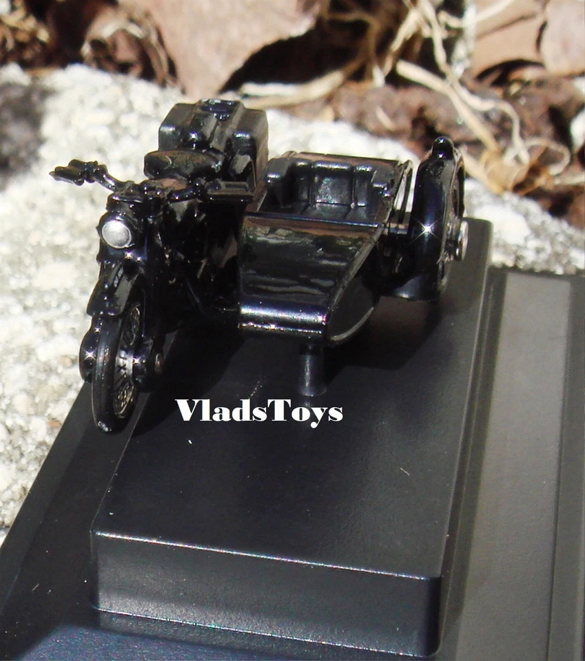 Oxford Commercial 1:76 Scale BSA Motorcycle with Sidecar Police 76BSA006 - Image 3 of 4
