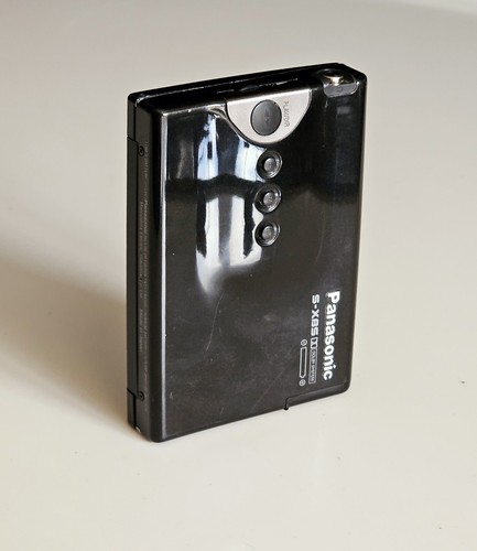 Walkman Panasonic RQ-S65 super raro sottile + telecomando LCD Dolby B + C completamente funzionante - Foto 12 di 24