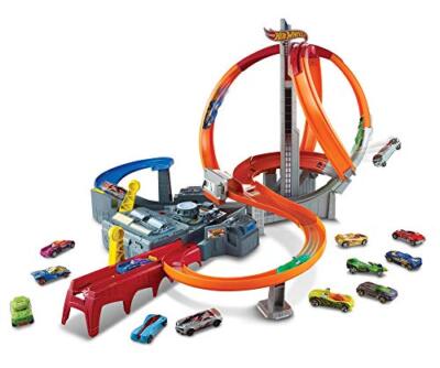 Hot Wheels Track Set with Toy Car, Multi-Lane, Motorized Track