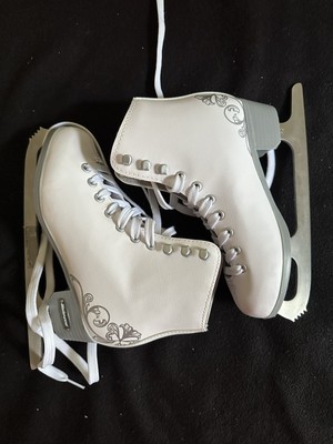 Girls Ice Figure Skates Allure Rollerblade Bladerunner Junior Size 3
