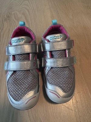 PLAE Ty girls metallic  Hematite  silver shoes size 1  