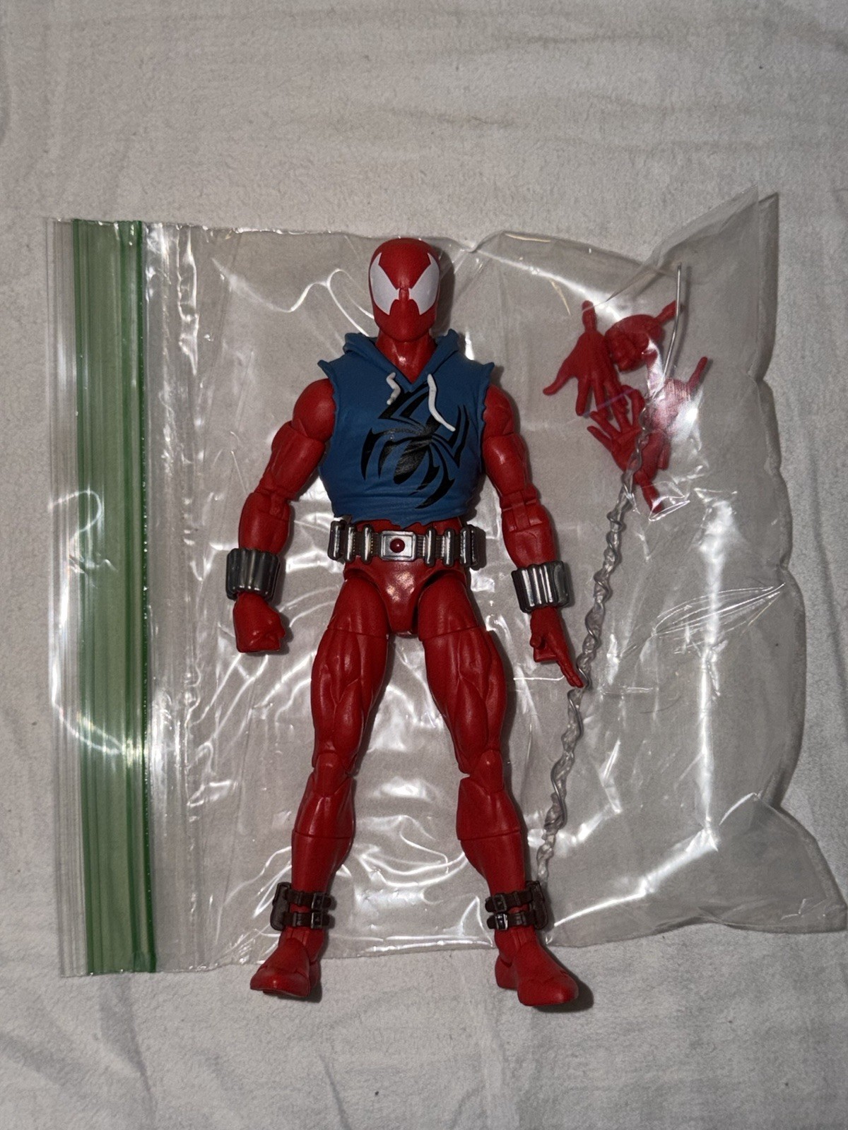 Marvel Legend SCARLET SPIDER BEN REILLY - Loose Complete w/ Bonus Web Accessory