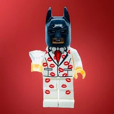 #R0043 - Batman (Valentine’s Day Suit)