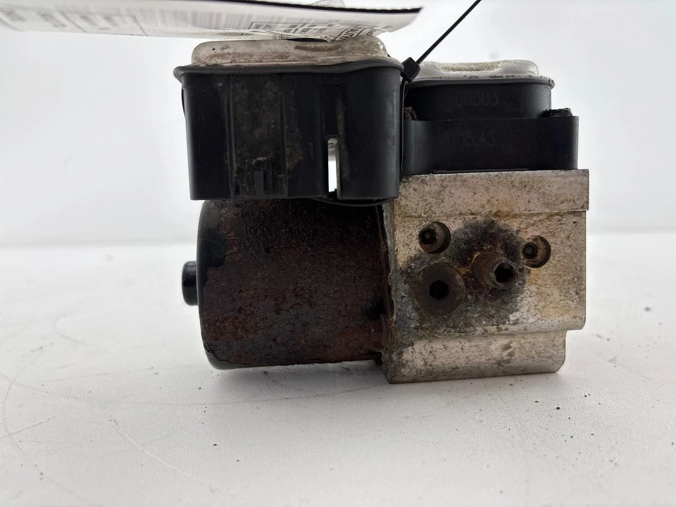 Chevrolet Silverado 1500 2006-2007 módulo de freno antibloqueo bomba ABS fabricante de equipos originales Foto 4 de 4