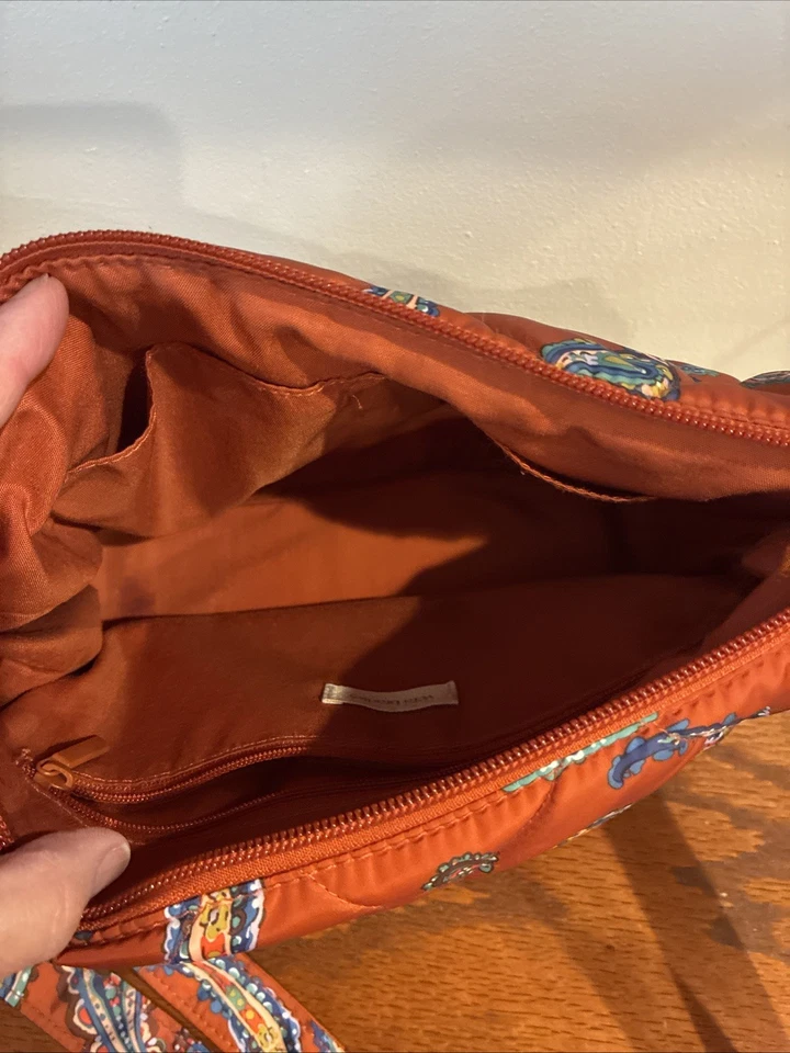 Vera Bradley 女式 Outlet 超轻斜挎包(Manor Paisley)和钱包套装 — 第 2/4 张图片