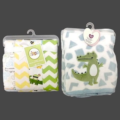 4pc Baby Receiving Blankets & 1 Plush Reversible Safari Blanket