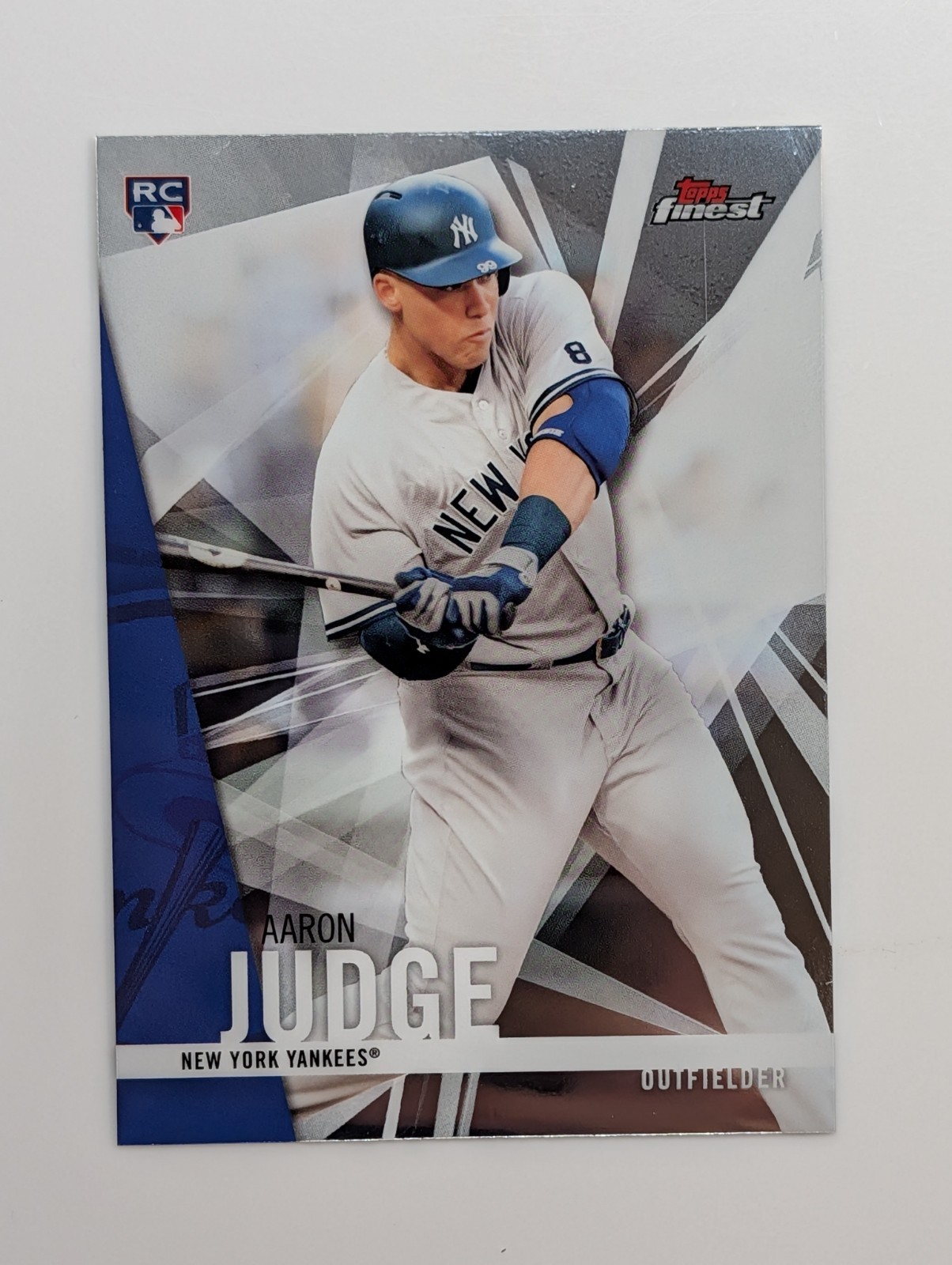 2017 Topps Finest - Aaron Judge #2 Rookie HOT HOF