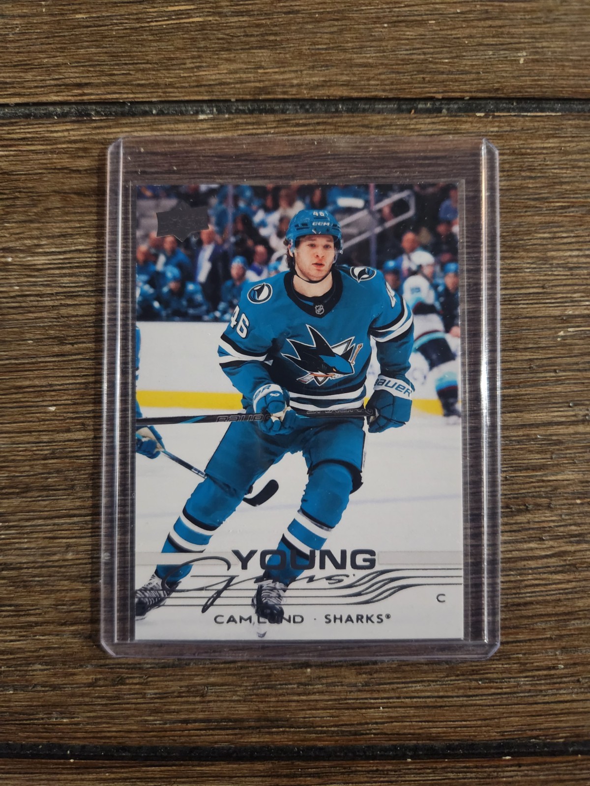 2025-26 Upper Deck Series 1 Young Guns Cam Lund #242 Rookie
