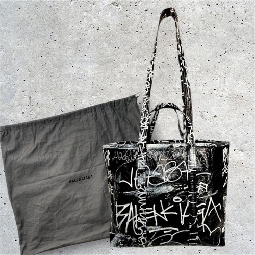 Beautiful item ❤️ Rare Balenciaga Graffiti Medium Tote Shoulder Bag 2605TK