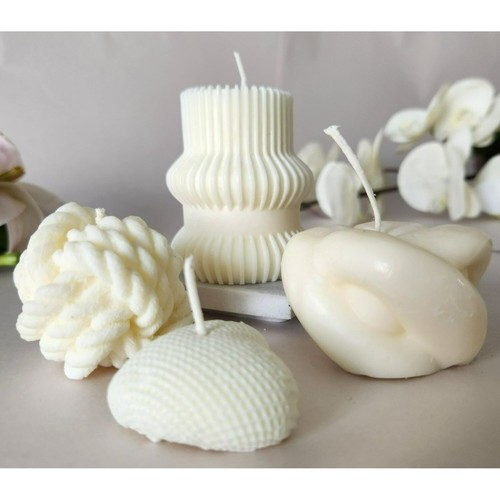 SET OF 4 DECORATIVE CANDLES SCENTED VANILLA HANDMADE AESTHETIC / HOME DECOR / CR - Picture 3 of 6