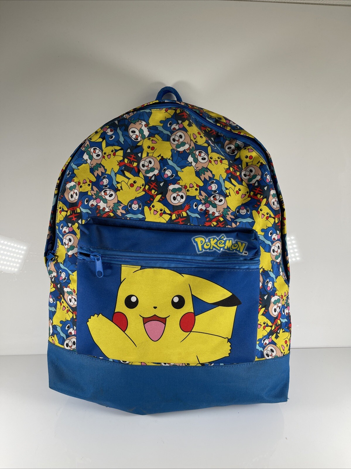 Pikachu Pokemon 40.6cm Mochila Todo Estampado Azul Nuevo Y sin Usar 2019