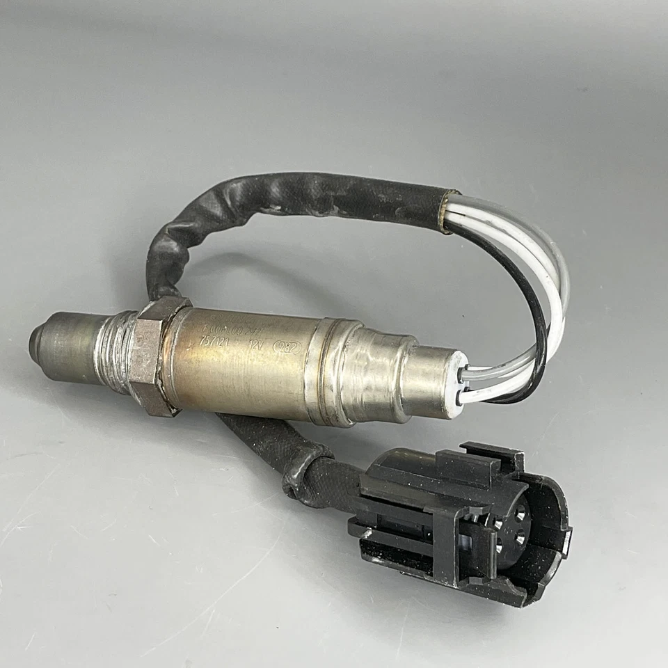 Sensor de oxigênio OE Bosch O2 15297 downstream para 2001 2002 Dodge Stratus 2.4L - Imagem 4 de 4