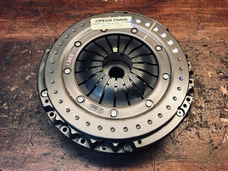 Ferrari 360 Modena clutch relining w/ PEGA Clutch FX4C