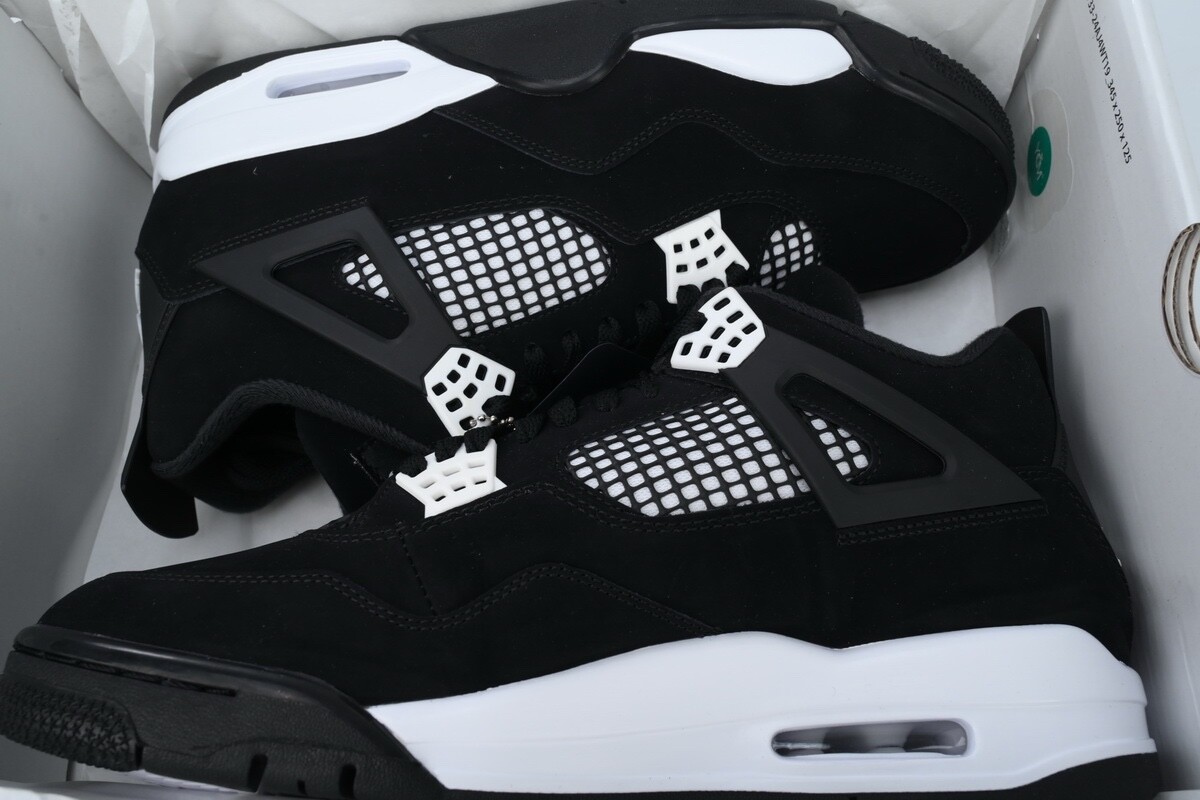 Nike Air Jordan 4 Retro White Thunder Black Men's Basketball Sneakers