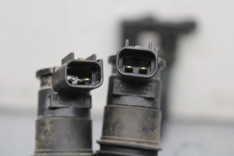 09-16 SUZUKI GSXR1000 BOBINAS DE ENCENDIDO BOBINA BUJÍA TAPAS 33410-47H00 BB642 Foto 2 de 4