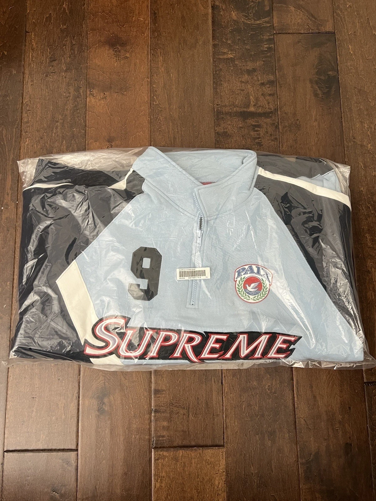 Sweat shirt demi zippé Supreme SS24 Equipé bleu rouge multicolore taille XXL neuf EN MAIN