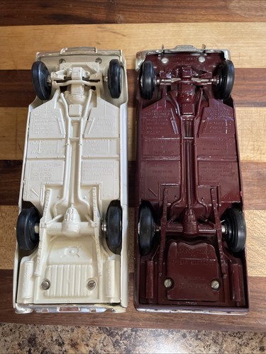 VINTAGE CAR PROMO The World Of Thunderbird Lot Of 2 - Picture 5 of 13