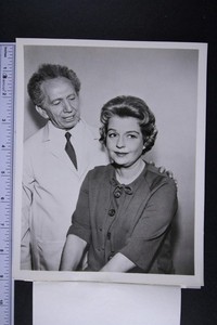 Two 1962 BEN CASEY (S1.E28) Type 1 TV Press Photos~VINCE EDWARDS~(id3816)