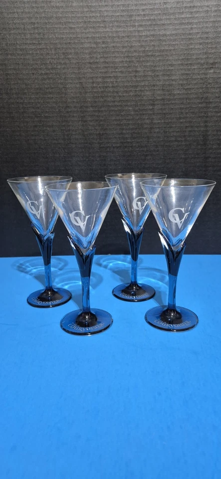 Juego de 4 vasos de martini de coñac House Of Courvoisier de 7" de alto con tallos de tulipán azul Foto 3 de 4