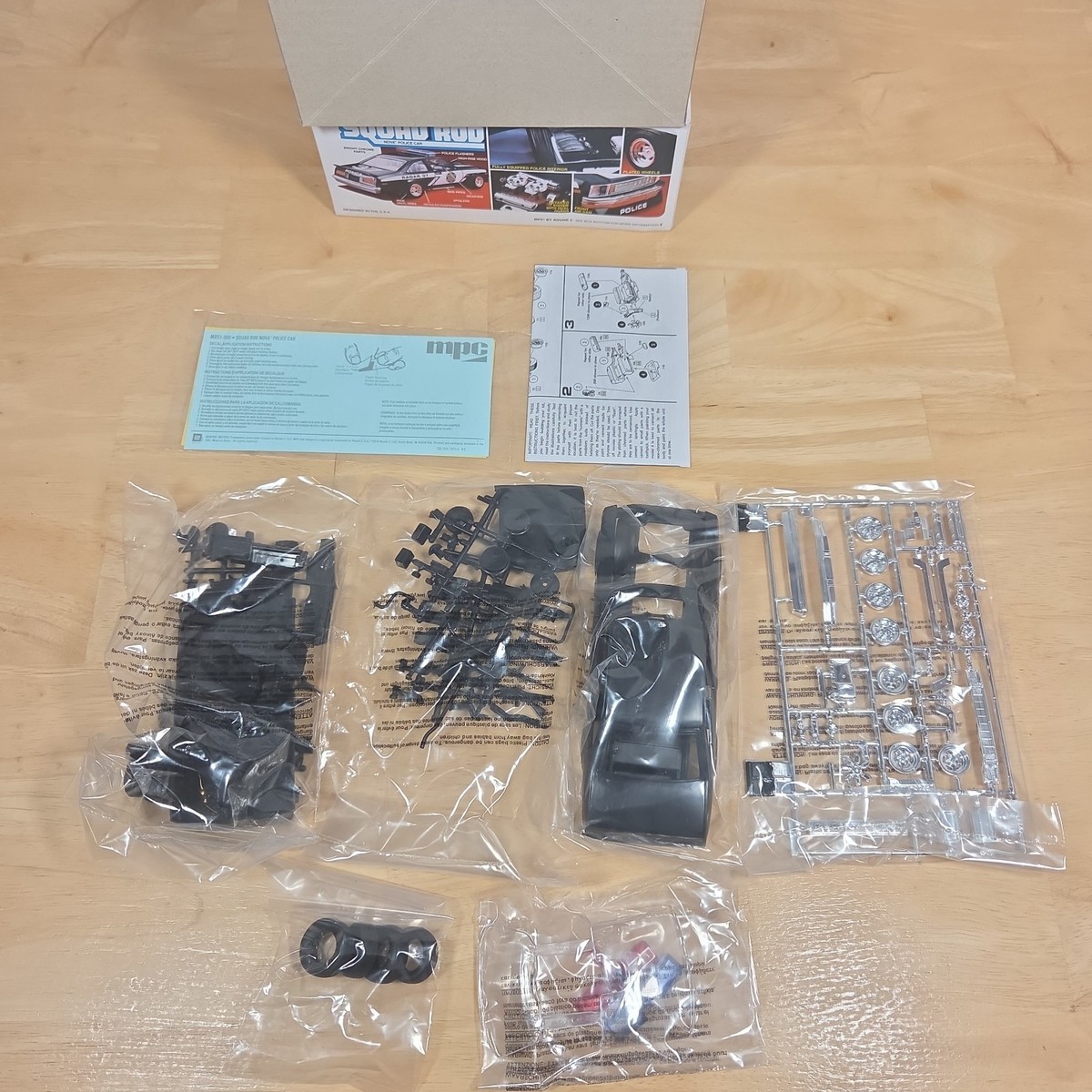 MPC Squad Rod Nova Police Car 1/25 Scale Model Kit NEW OPEN BOX 