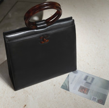 Preowned Chanel 1997-1999 Vintage Tortoiseshell Ring Handle Bag A11291 w/ COA