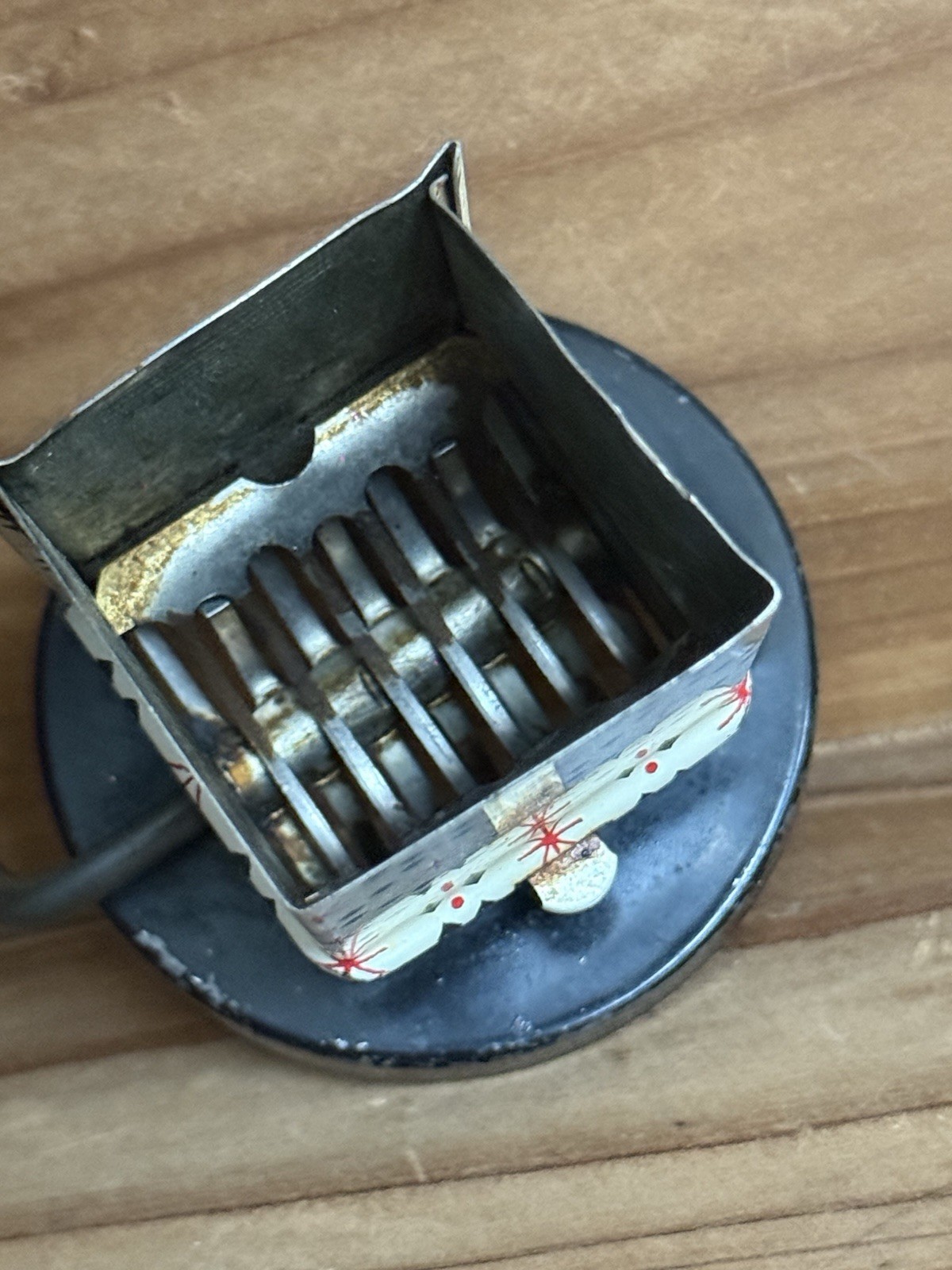 Vintage Androck #49 Nut Grinder Chopper Glass Jar Starburst Red Made In USA