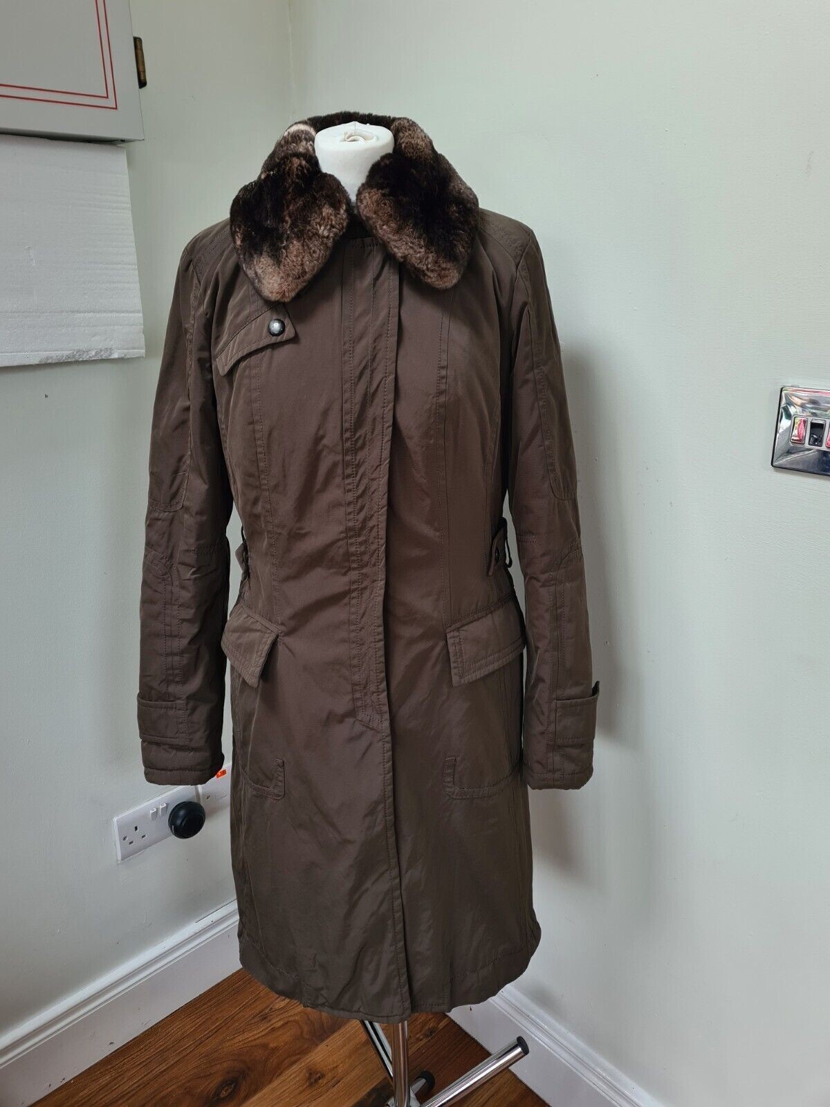 RRP £250 Koan Winter Coat Size 14L Long Real Fur Waterproof 100percent Polyamide