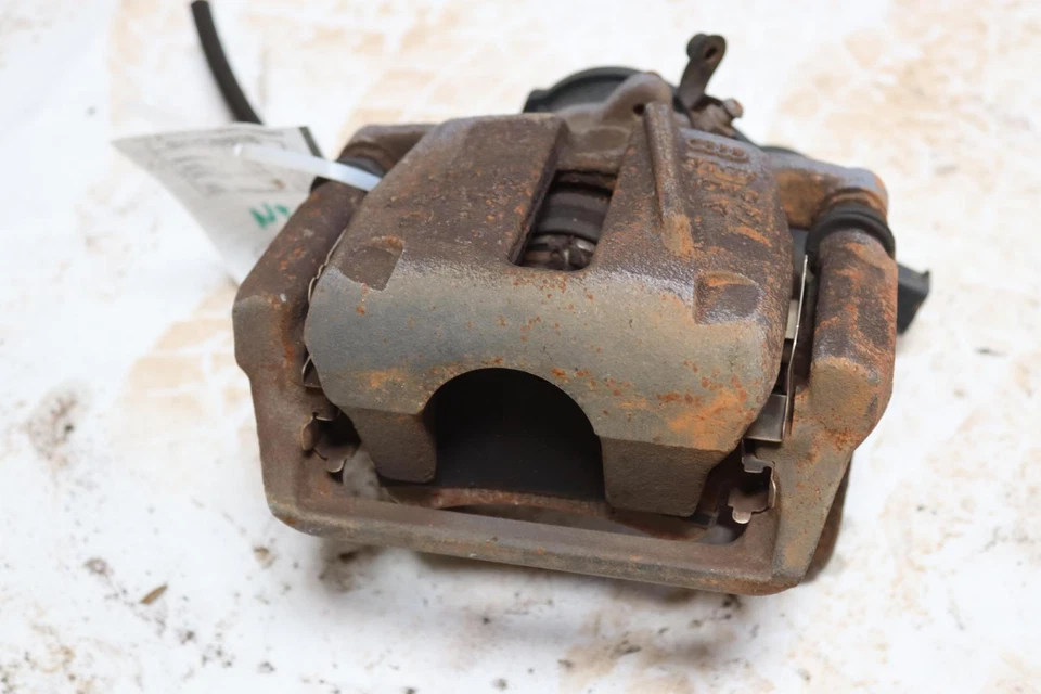 2011-214 AUDI A8 QUATTRO REAR LEFT SIDE BRAKE CALIPER 330MM 12.992" ROTOR OEM - Image 4 of 4