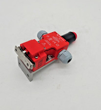 ALLEN BRADLEY 440K-T11174 A TROJAN 6 SAFETY SWITCH W ALLEN BRADLEY 4009920276