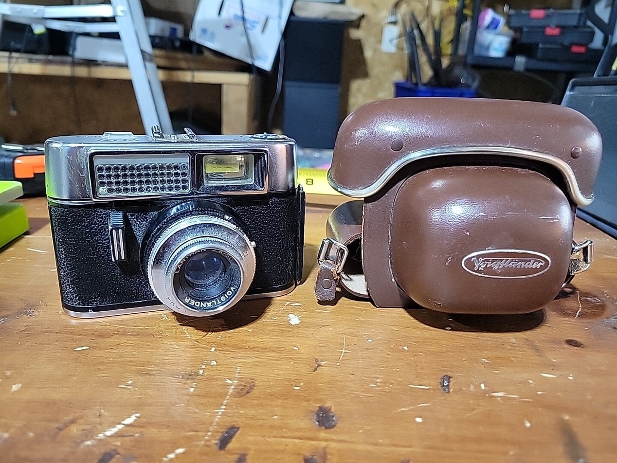Voigtlander Vito Automatic I Film Camera w/50mm f2.8 Lanthar Lens