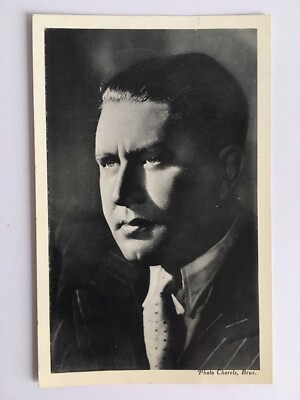 Foto Charels für Presse Portrait von ROBERT GOFFIN belgischer Schriftsteller und Aktivist.
